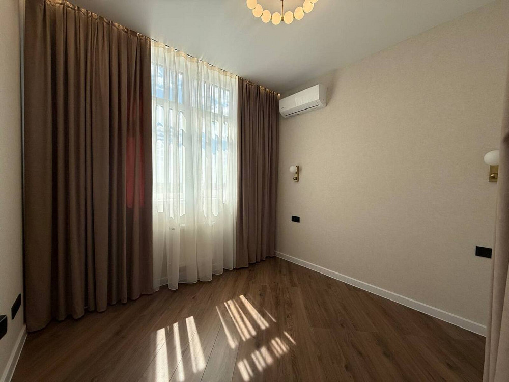 Продаж Квартира 2-кімнатна, 13/24 поверх на Краснова ул., 3 Одесса - изображение 2