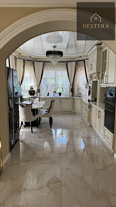 Продаж Будинок 5-кімнатний на Нахімова вул., 14 Ужгород - фото 1