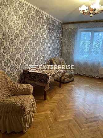 Продаж Квартира 3-кімнатна, 2/10 поверх на вул. Кошица Александра Киев