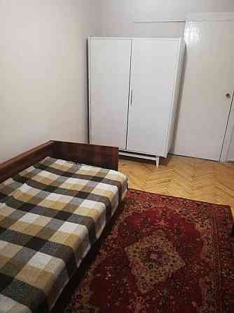 Оренда Квартира 3-кімнатна, 2/9 поверх на вул.Сергія Берегового, 4 Киев