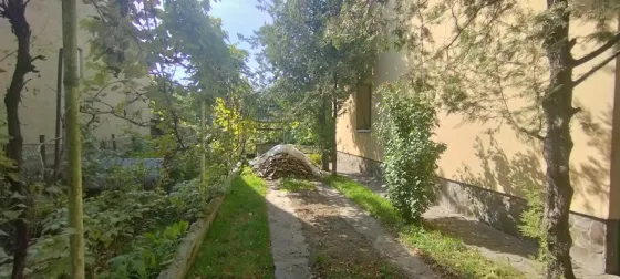 Продаж 1-поверховий Будинок з ділянкою 6 сот 75 кв.м 3 кімн. на Грушевського Ужгород