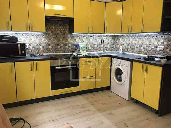 Продаж 1 к квартира Драгоманова 1К Позняки Kiev