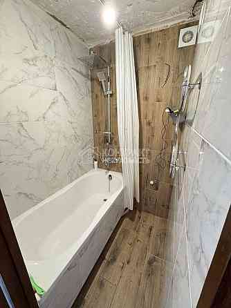 Оренда Квартира 1-кімнатна, 5/9 поверх на вул. Салтівське Харків