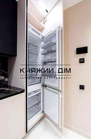 Продаж Квартира 1-кімнатна, 2/26 поверх на вул. Днепровская Набережная Kiev