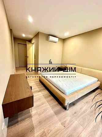 Оренда Квартира 3-кімнатна, 17/24 поверх на Кудри Ивана ул./Джона Маккейна ул. Kiev