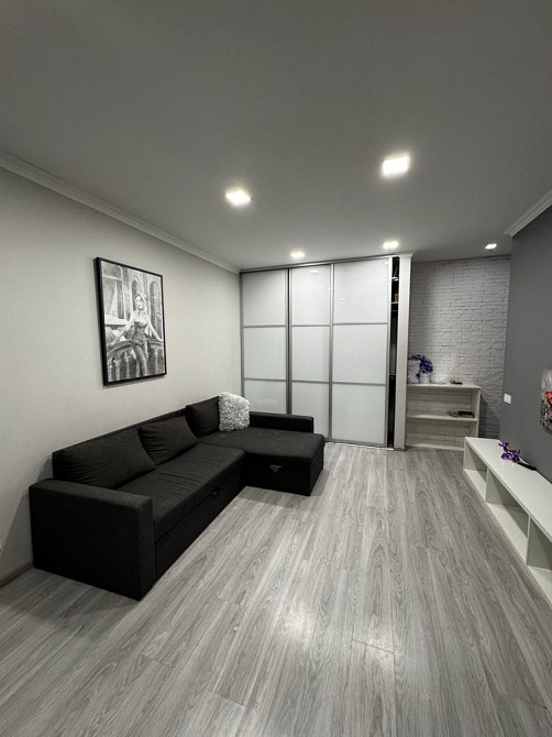 Продаж Квартира 1-кімнатна, 5/5 поверх на Бастіонна вул., д. 10 Kiev - photo 1