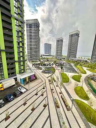 Продаж 3к Квартира 90 кв.м Причальная ул. Київ