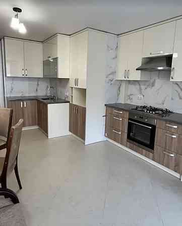Продаж 1к квартири 52 кв. м на вул. Вербицького Михайла Тернопіль