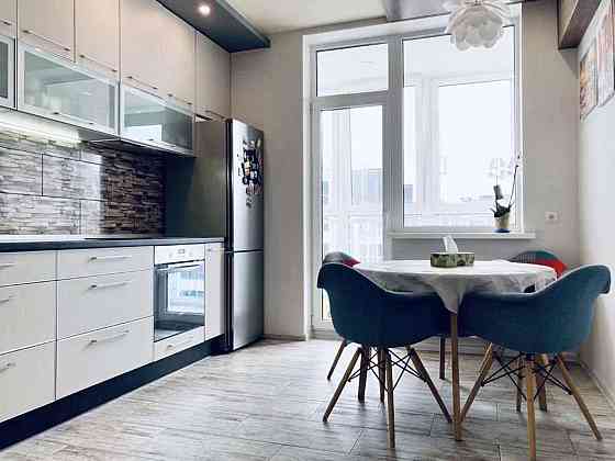 Оренда Квартира 2-кімнатна, 25/25 поверх на ул. Михаила Драгоманова Kiev