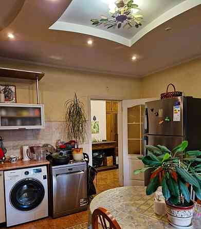 Продаж Квартира 2-кімнатна, 2/10 поверх на Тополева улица, 18 Одеса