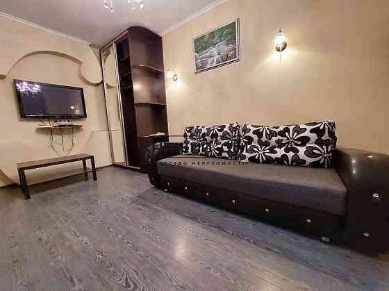 Оренда Квартира 1-кімнатна, 1/3 поверх на Фрометовская ул. Киев