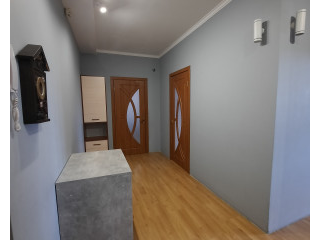 Просторная 2-комнатная квартира с ремонтом на ул. Бочарова Одесса