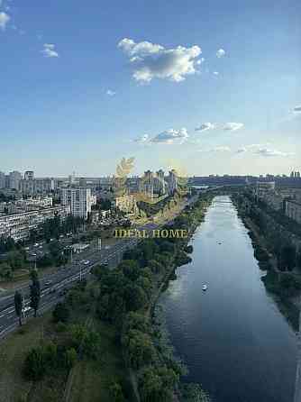 Продаж Квартира 2-кімнатна на Соборности пр-т, 30 Київ