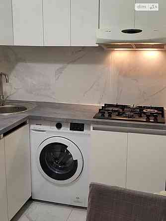 Оренда Квартира 1-кімнатна, 7/9 поверх на вул. Камянська, 120 Київ