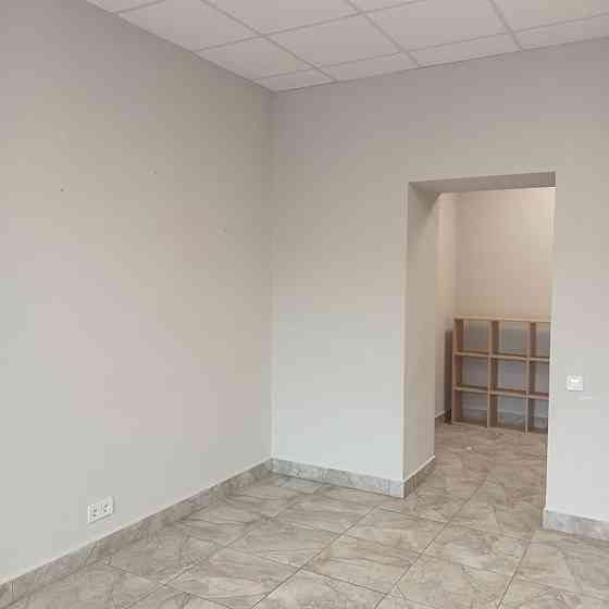 Оренда офісне приміщення поверх - 1 Івано-Франківськ