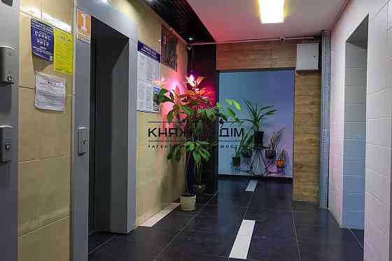 ЄОселя!  Видовий пентхаус в ЖК 4 Сезони, Максимовича 3Д. Київ