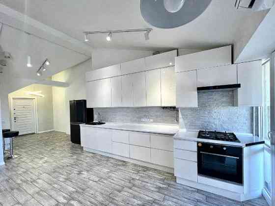 Красивейшая квартира в Зеленом Мысе ("Моцарт") Крижанівка (Комінтернівський район)