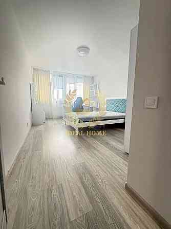 Оренда Квартира 3-кімнатна, 11/21 поверх Киев