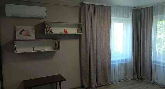 Оренда Квартира 2-кімнатна, 3/5 поверх на ул. Красноткацкая Киев