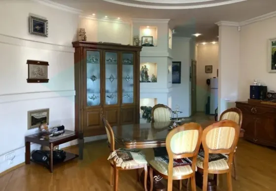 Продаж 3к Квартира 131 кв.м Старокозацька Дніпро