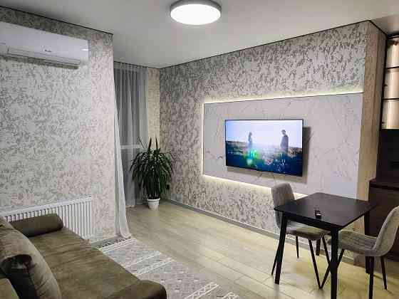 Продаж Квартира 1-кімнатна, 14/26 поверх на Вірменська вул., д. 8 Київ