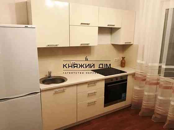 Оренда Квартира 1-кімнатна, 8/25 поверх на Софьи Русовой ул. Kiev