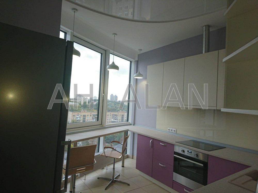 Оренда Будинок 1-кімнатний на Берестейский пр-т, 26 Київ - фото 1