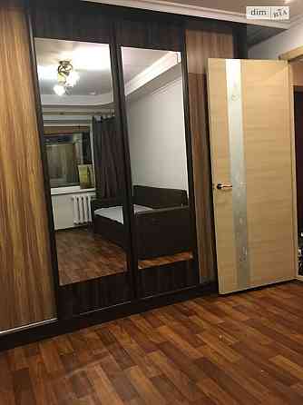 Оренда Квартира 1-кімнатна, 4/5 поверх на Багалія, 1 Киев