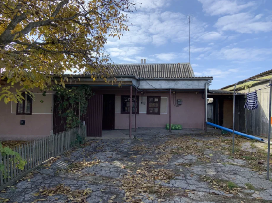 Продам дом с газом в с.Щербанка (Одесская обл., Раздельнянский р-н), 50 км от Одессы Щербанка