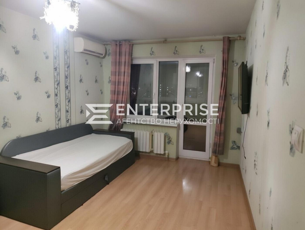 Продаж Квартира 2-кімнатна, 16/16 поверх на вул. Радунська Київ - фото 1