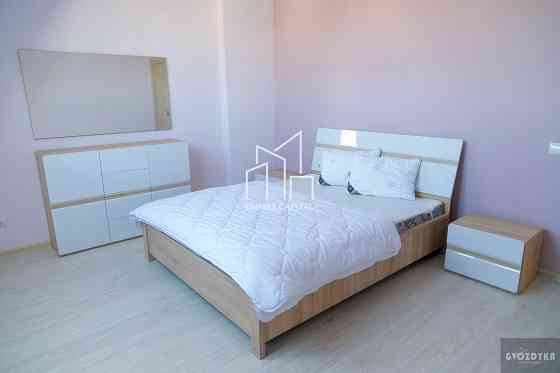 Продаж 3к Квартира 92 кв.м Пасічна вул. Львов