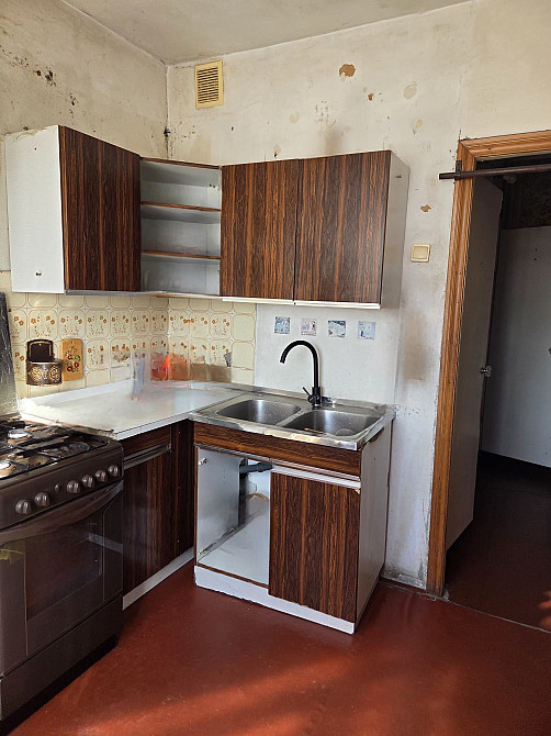 Продаж Квартира 2-кімнатна, 10/10 поверх на Радунська вул., д. 44 Киев - изображение 1