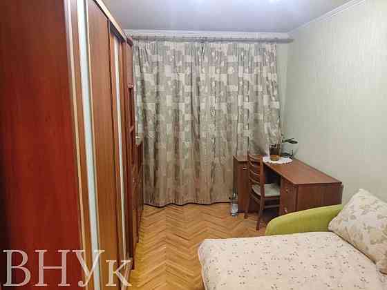 Продаж Квартира 3-кімнатна, 15/15 поверх на вул. Довженка Львов