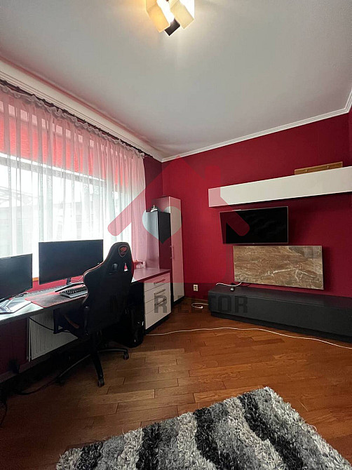 Продаж двокімнатної в центрі міста Ужгород - изображение 8