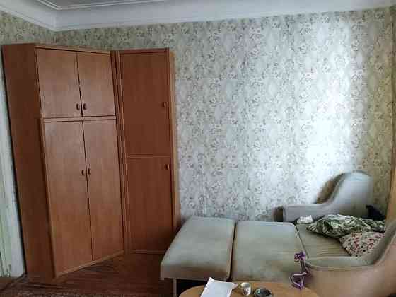 Продаж Квартира 2-кімнатна, 2/2 поверх на Велика Кільцева дорога, 2 Київ