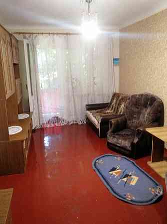 Оренда Квартира 2-кімнатна, 2/4 поверх на Криворожская ул., 22 Дніпро