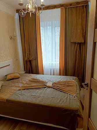 Оренда Квартира 2-кімнатна, 3/5 поверх на вул. Васильківська, 43/3 Kiev