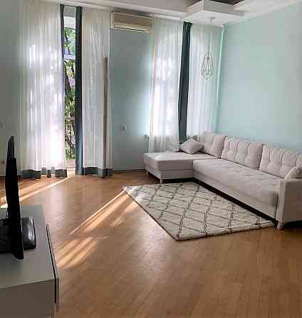 Оренда Квартира 1-кімнатна, 4/5 поверх на улица Лютеранская, д.13 Київ