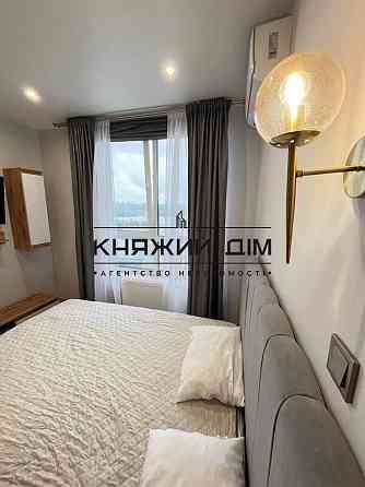 Оренда Квартира 1-кімнатна, 22/28 поверх на Днепровская Набережная ул. Киев