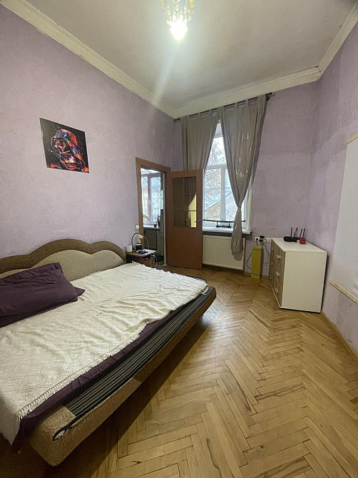 Продаж Квартира 1-кімнатна, 3/3 поверх на вул. Шептицьких Львів - фото 1