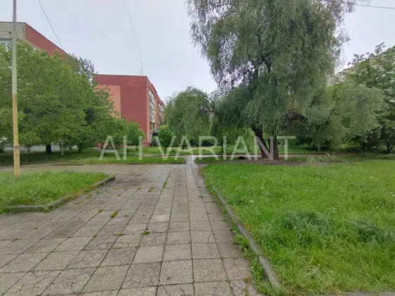 Продаж земельної ділянки Будівництво та експлуатація виробничих підприємств площа 4 сот Капушанська Ужгород