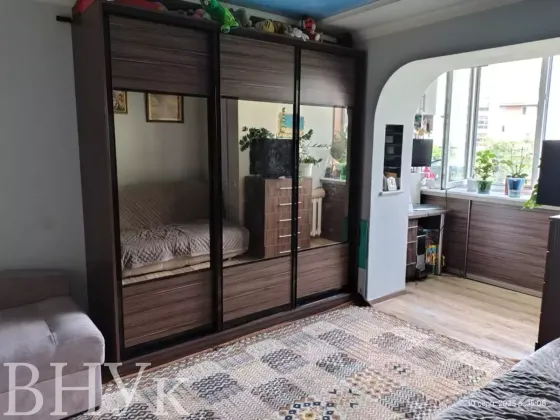 Продаж Квартира 1-кімнатна, 3/5 поверх на вул. Мазепи Гетьмана Івано-Франківськ