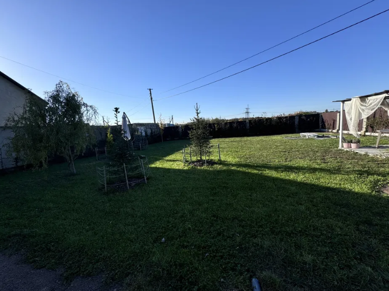 Продам будинок на дві квартири (Лиманський р-н, с.Ілічанка)  - фото 17