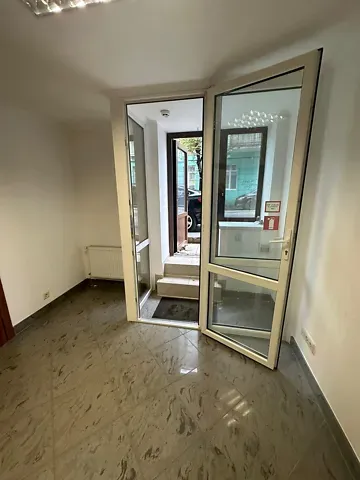 Продажа    на Філармонії площа Черновцы - изображение 6