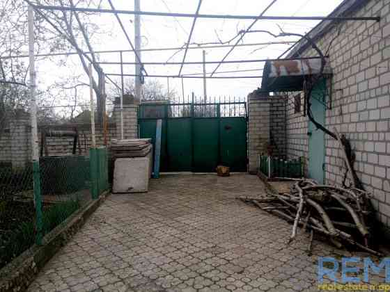 Продам два дома на участке в 18 соток в с. Нерубайское Нерубайське