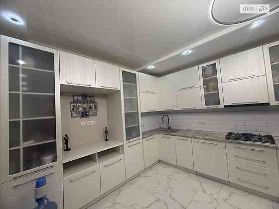 Продаж Квартира 4-кімнатна, 2/2 поверх на провулок Інтелегентний Vinnytsya