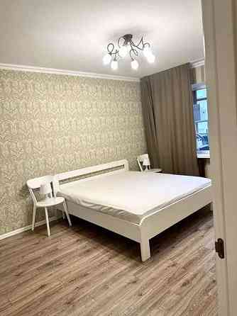 Оренда Квартира 3-кімнатна, 10/17 поверх на ул. Михаила Драгоманова, 1к Kiev