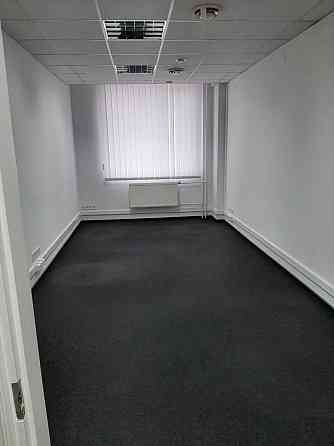 Оренда офісне приміщення на улица Семьи Праховых (Гайдара), д.22 приміщень - 5, поверх - 5/7 Киев