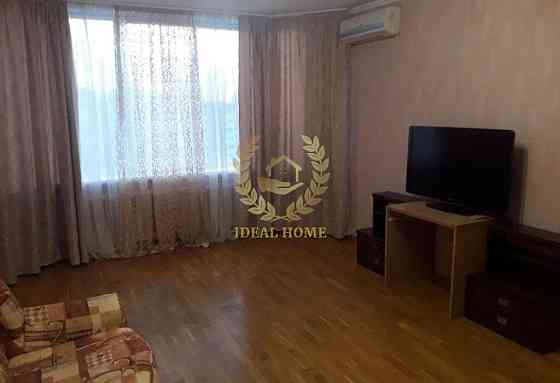 Продаж Квартира 1-кімнатна на Ахматовой Анны ул., 35 Kiev