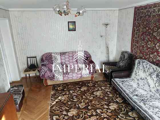 Продаж 3к Квартира 73 кв.м Ушинського вул. Київ